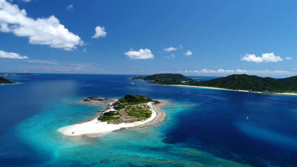 白い砂でできた小さな島